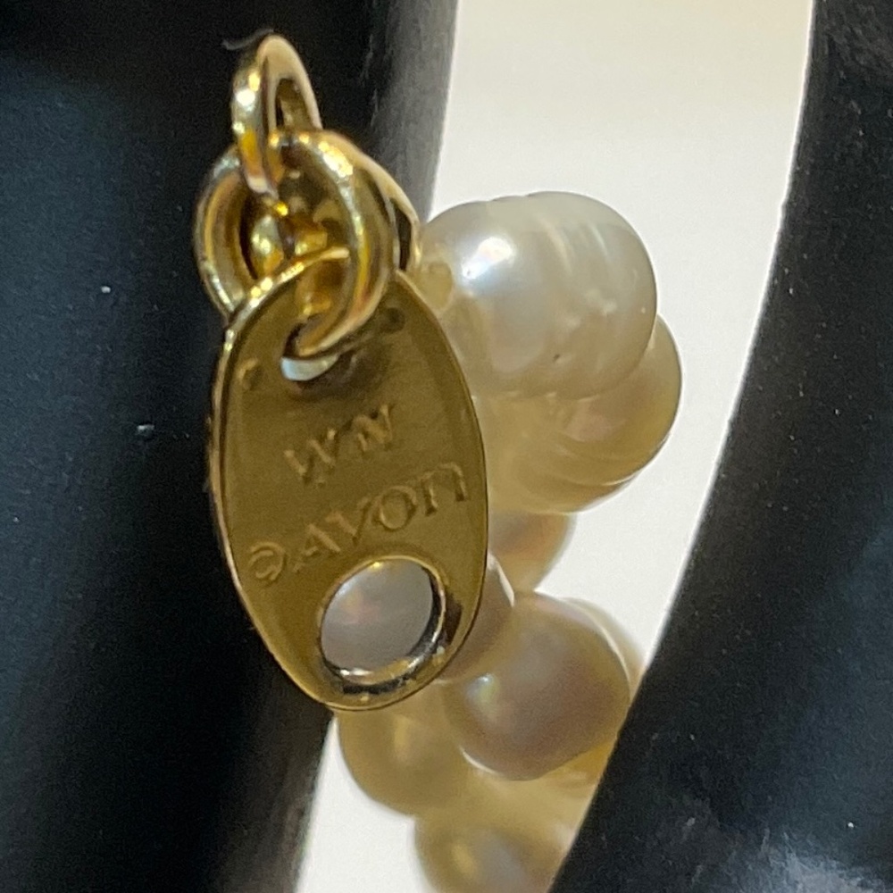 Avon Freshwater Pearl Twisted Bracelet & Ring Set Gold Colored Beads Signed Avon - Picture 7 of 8
